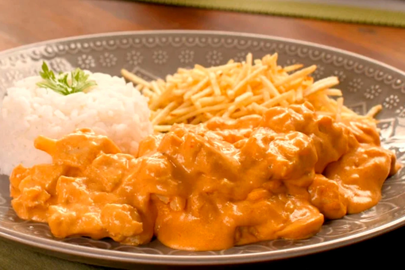 Strogonoff de frango