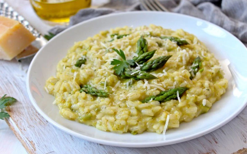 Risoto de alho-poró com limão